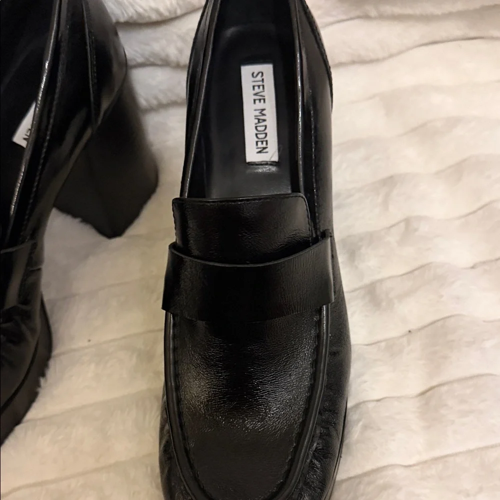 Steve Madden Shiny Black Loafers